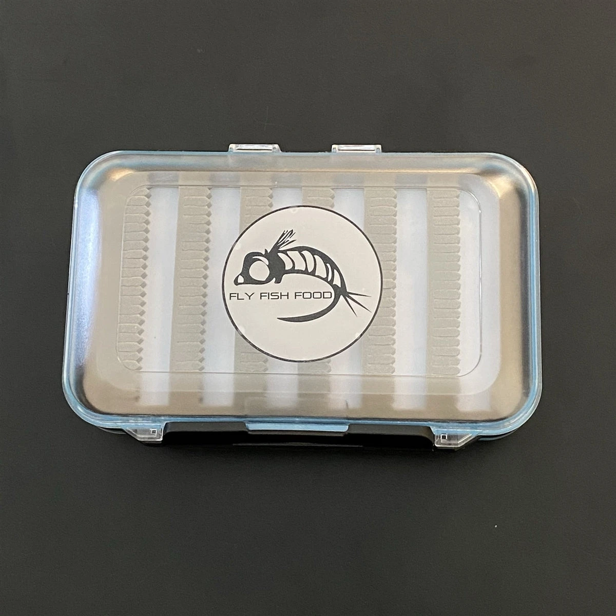 FLY FISH FOOD LOGO FLY BOX, CLEAR DOUBLE SIDED - LARGE, DRY AND NYMPH FOAM 3 FLY FISH FOOD LOGO FLY BOX, CLEAR DOUBLE SIDED - LARGE, DRY AND NYMPH FOAM